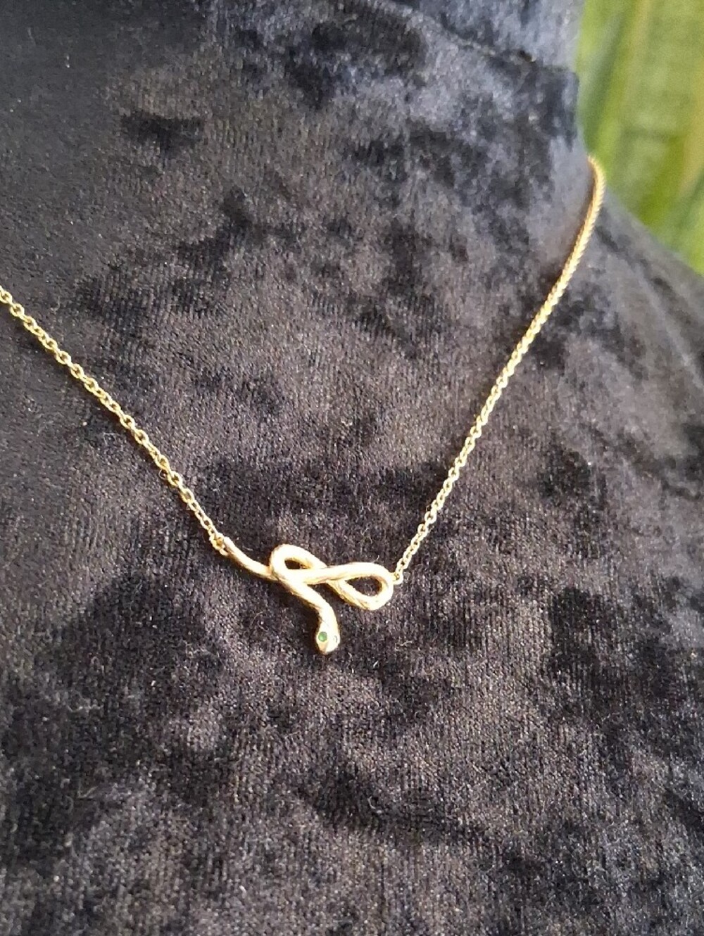 Gold 925 Sterling Silver Snake Pendant Necklace with Green Gem eyes 16 To 18 In - Picture 4 of 10